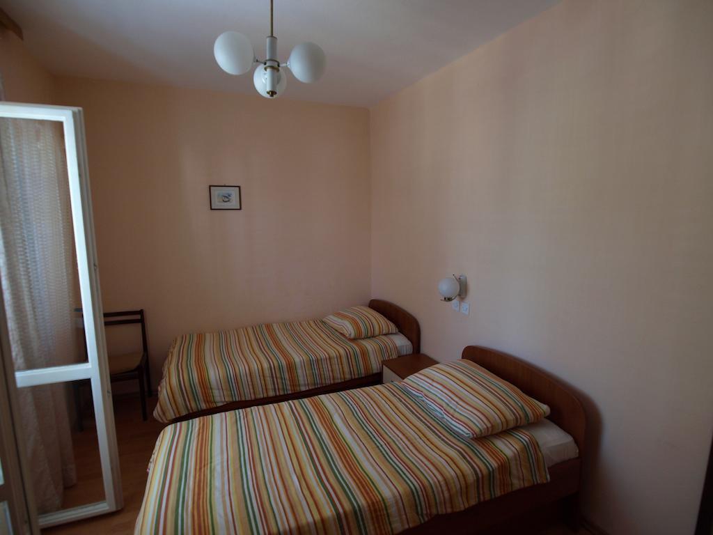 Guest House Sandra Rab Town Cameră foto