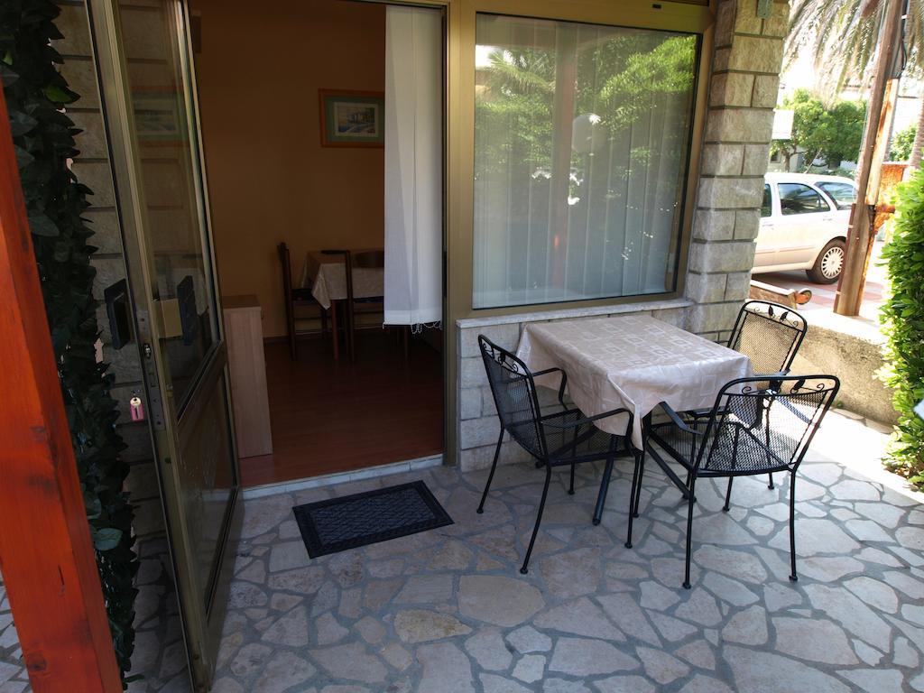 Guest House Sandra Rab Town Cameră foto